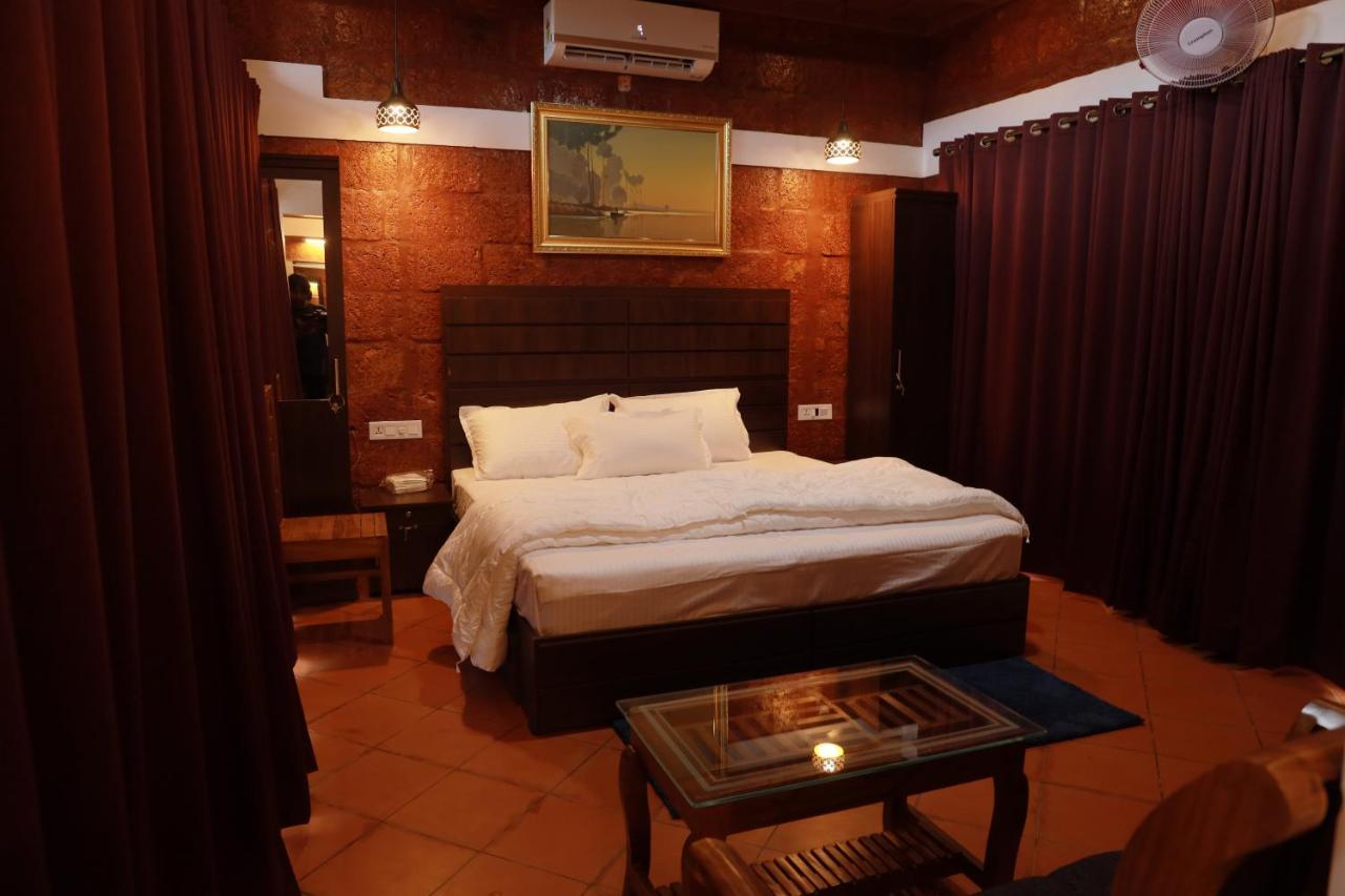 Miracle Holidays Mananthavady Exterior photo